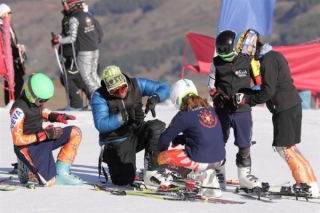 Te enseñamos a esquiar